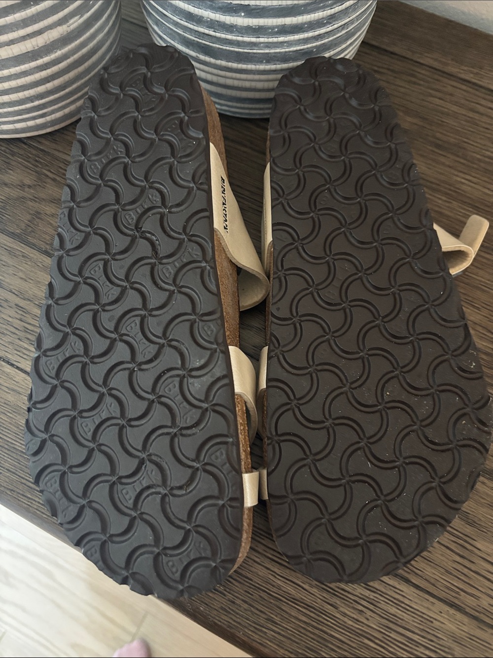 Birkenstock Mayari Sandal W Size 40 (9 - 9 1/2) Like New! - Picture 2 of 4